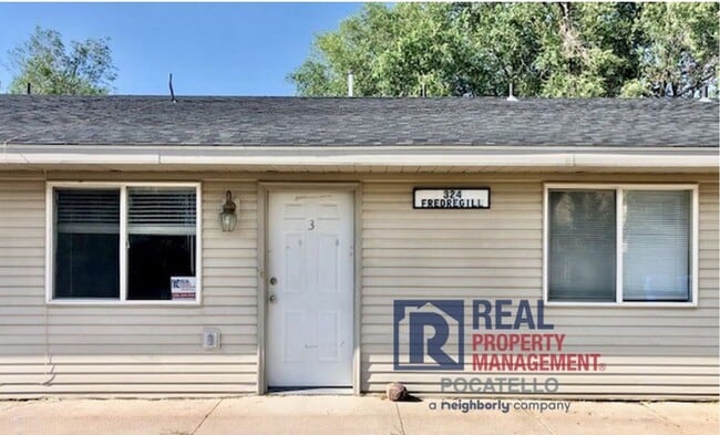 Building Photo - 324 Fredregill Rd Unit #3
