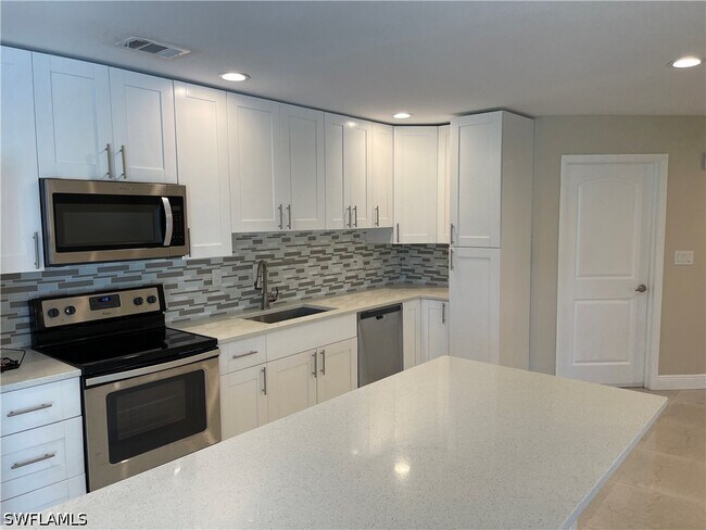 Photo - 255 Pine Valley Cir