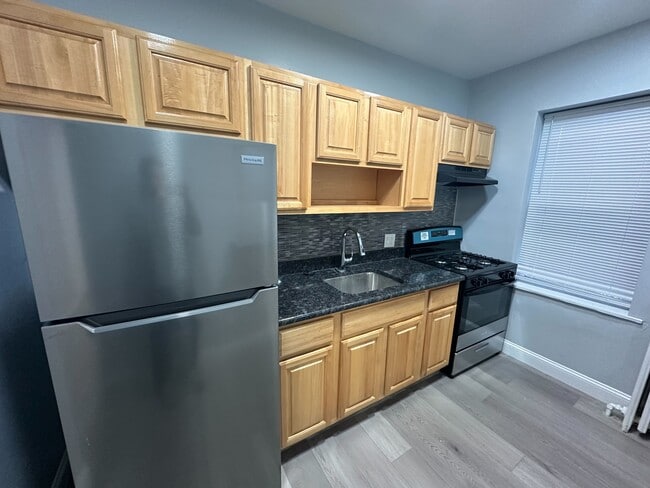 Photo - 6236 Hasbrook Ave Unit 3