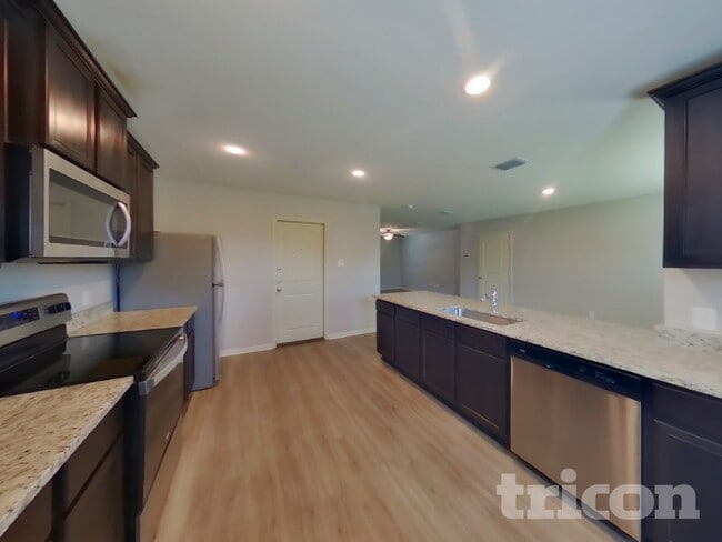 Photo - 12045 Latour Vly