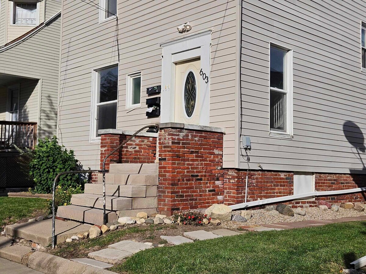 Photo - 603 N Lee St Unidad 1