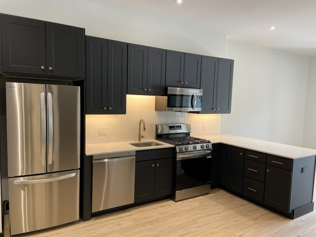 Building Photo - Watermark Residences Unit 424