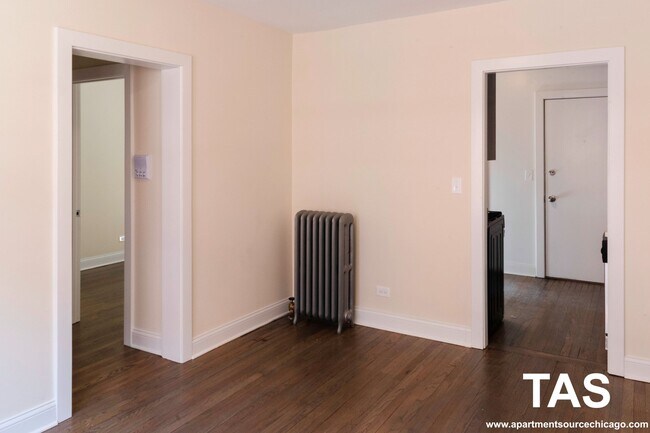 Photo - 2643 N Spaulding Ave Unit 3E