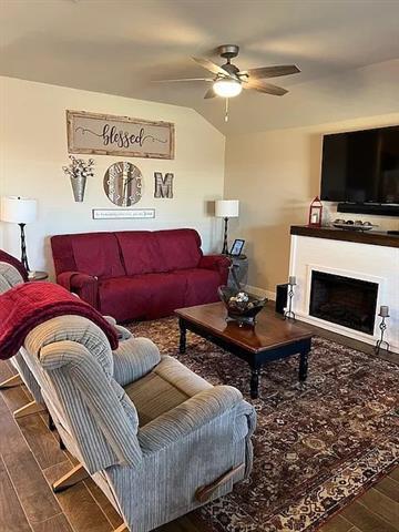 Photo - 728 Trinity Pk Trl