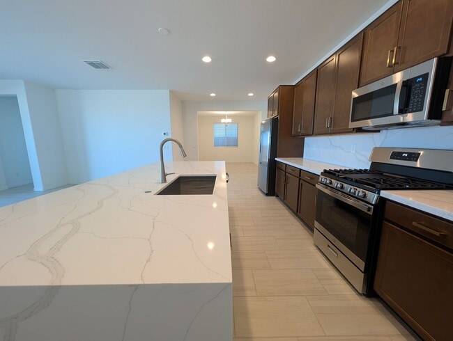 Photo - 4 Bedroom 3 Bathroom Home