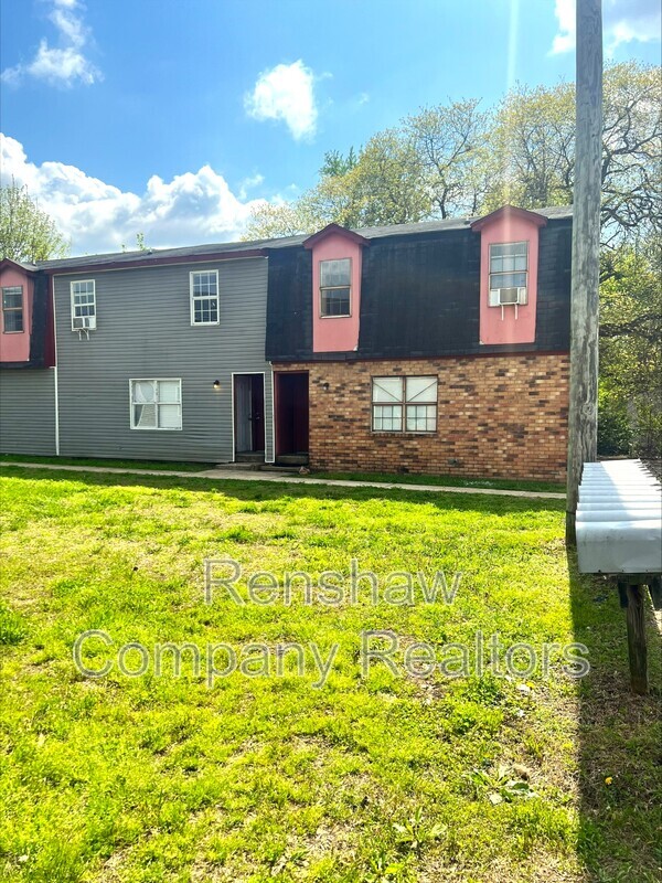 Photo - 268 Greenfield Dr Unit Apt D