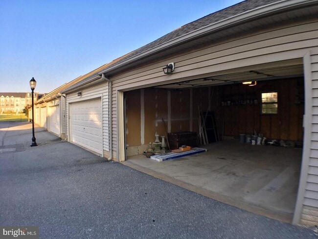 Photo - 2235 Village Square Rd