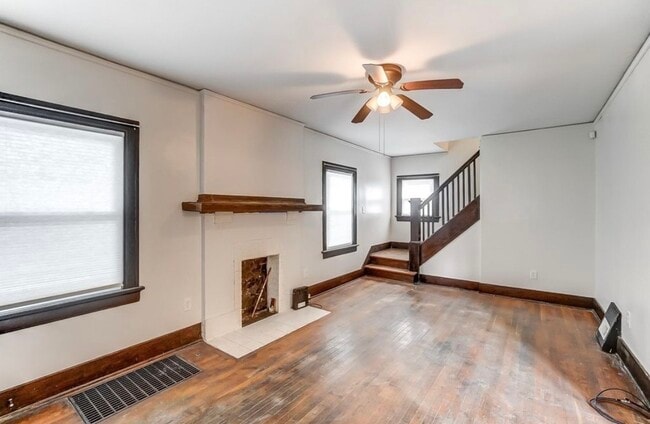 Photo - 128 Cross St