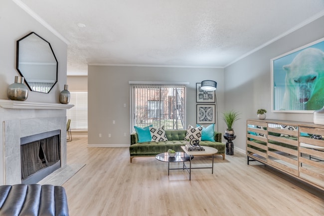 Building Photo - The Hathaway At Willow Bend Rental