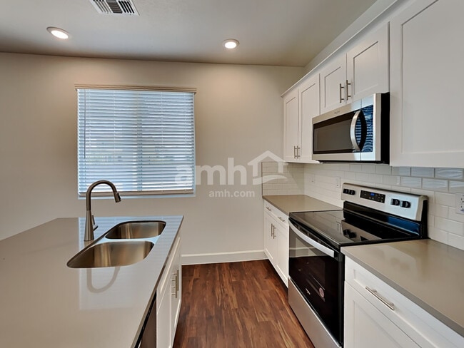 Photo - 6624 S 42nd Dr