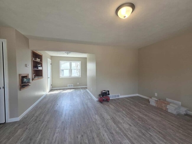 Photo - Newly Remodeled Home for Rent!