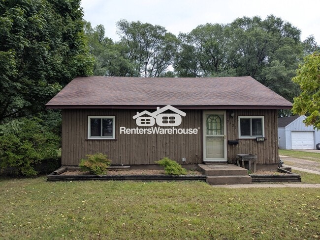 Building Photo - 9123 Pillsbury Ave S Rental