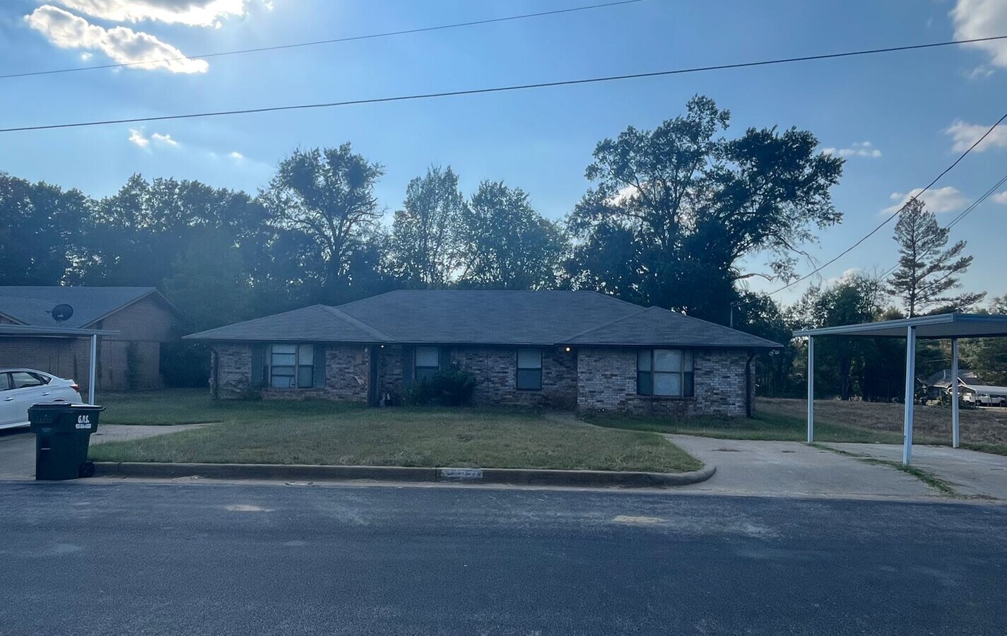 Photo - 16044 Pawnee Dr