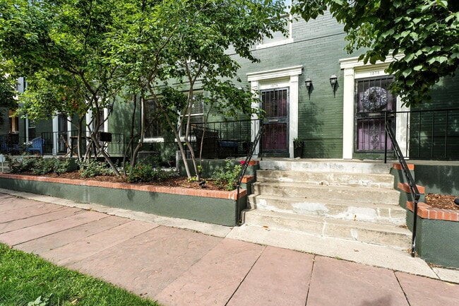 Building Photo - 1373 N Marion St Rental