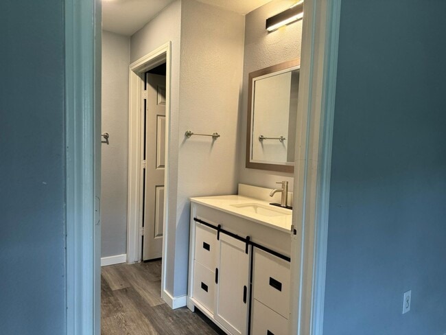 Photo - 2320 Gracy Farms Ln Unit 1412