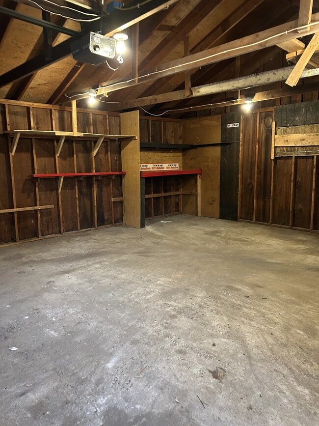 Photo - 701 9th Ave N