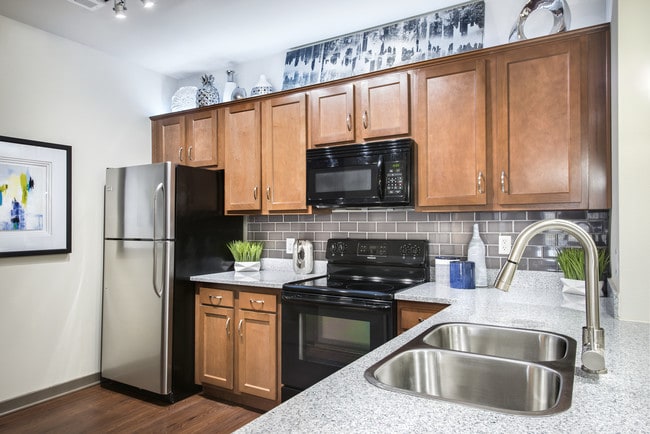 Acabados renovados - The Flats at Fishers Marketplace