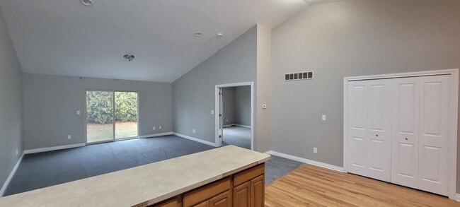 Photo - 3167 E 11 Mile Rd