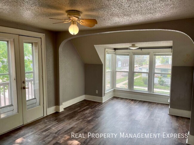 Photo - 1 Bedroom Duplex in Central Sioux Falls Apartamento Unidad 425