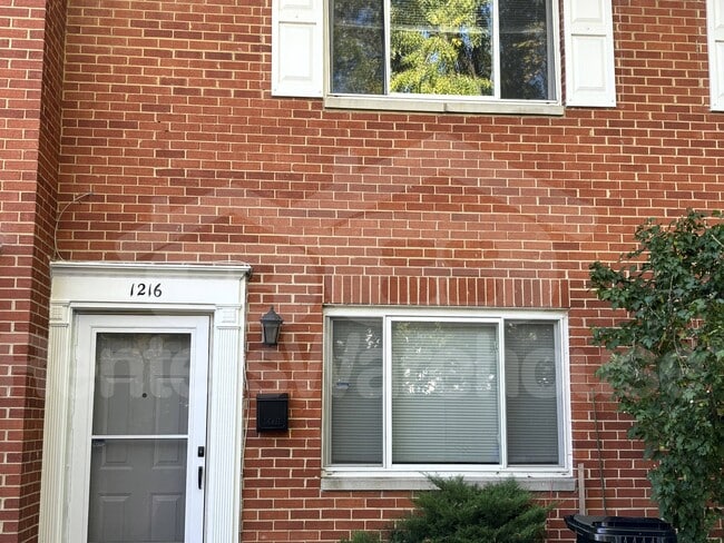 Photo - 1216 Westview Terrace