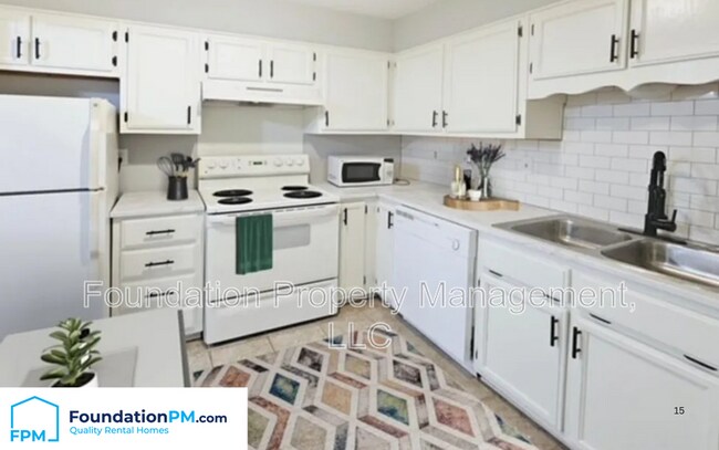 Photo - 34 N Idlewild St