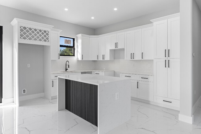 Photo - 2603 3rd St SW