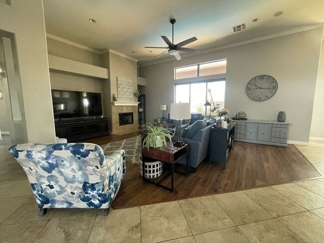 Photo - 4824 E Hashknife Rd