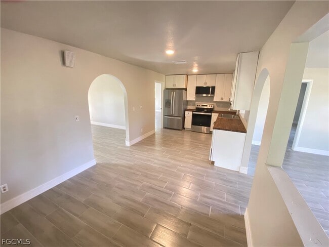 Photo - 17890 Leetana Rd