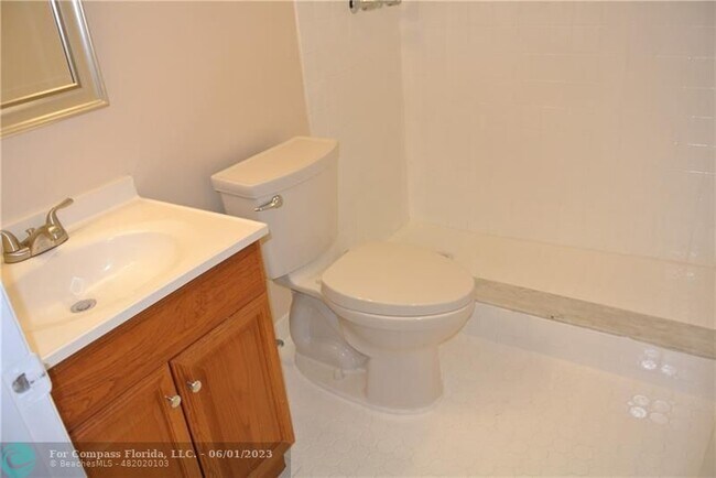 Photo - 8735 Ramblewood Dr