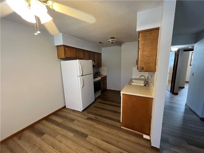 Photo - 779 S Main St Unit 5