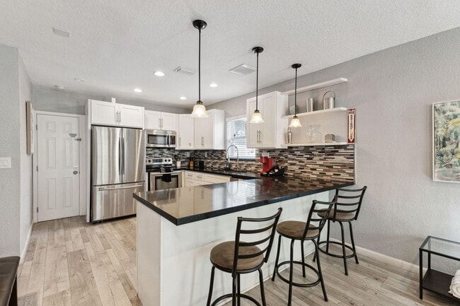 Photo - 1631 N Andrews Square