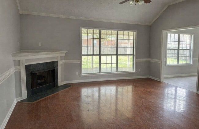 Photo - 3806 Beatrice Cove