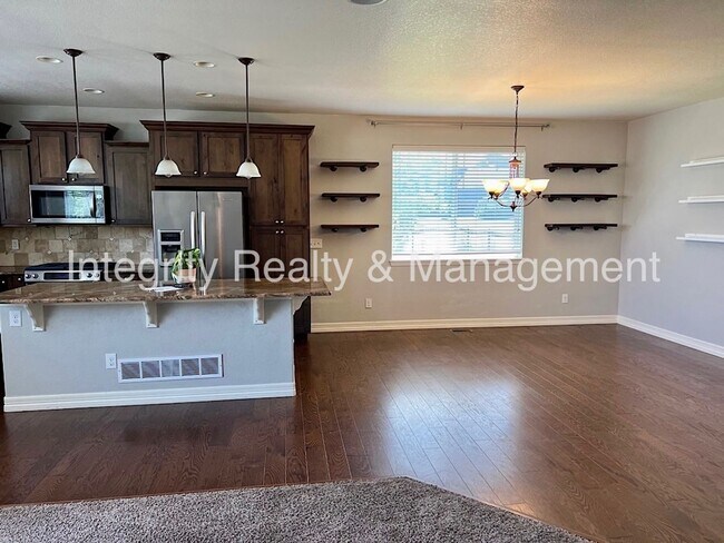 Photo - 6407 S Oak Hill Cir
