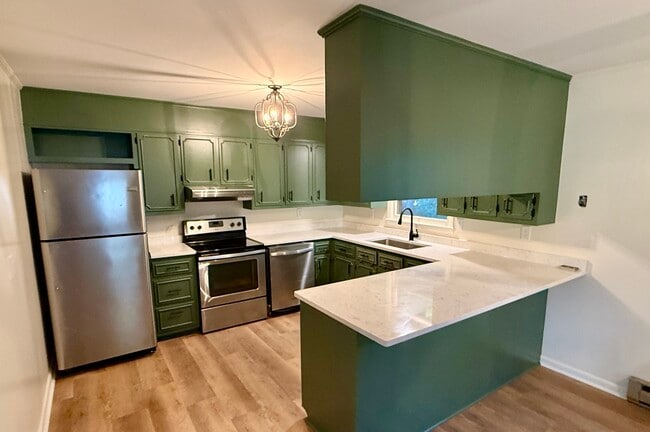 Photo - 130 Maple Dr