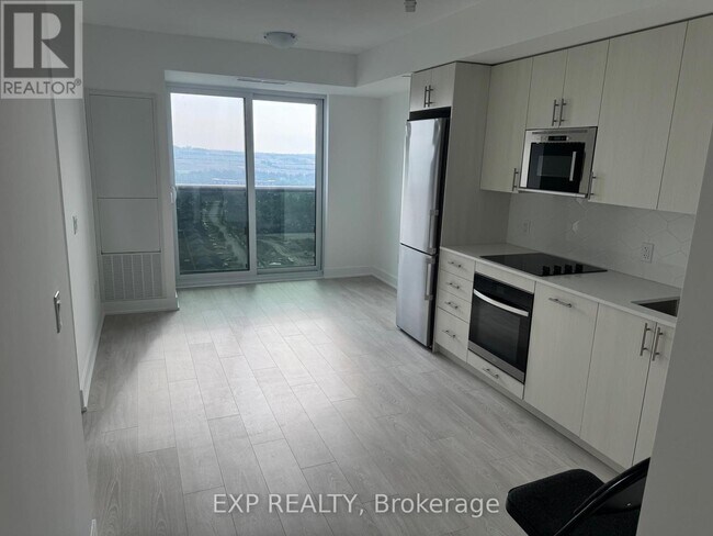 Photo - 2545 Simcoe St N Unit 2403