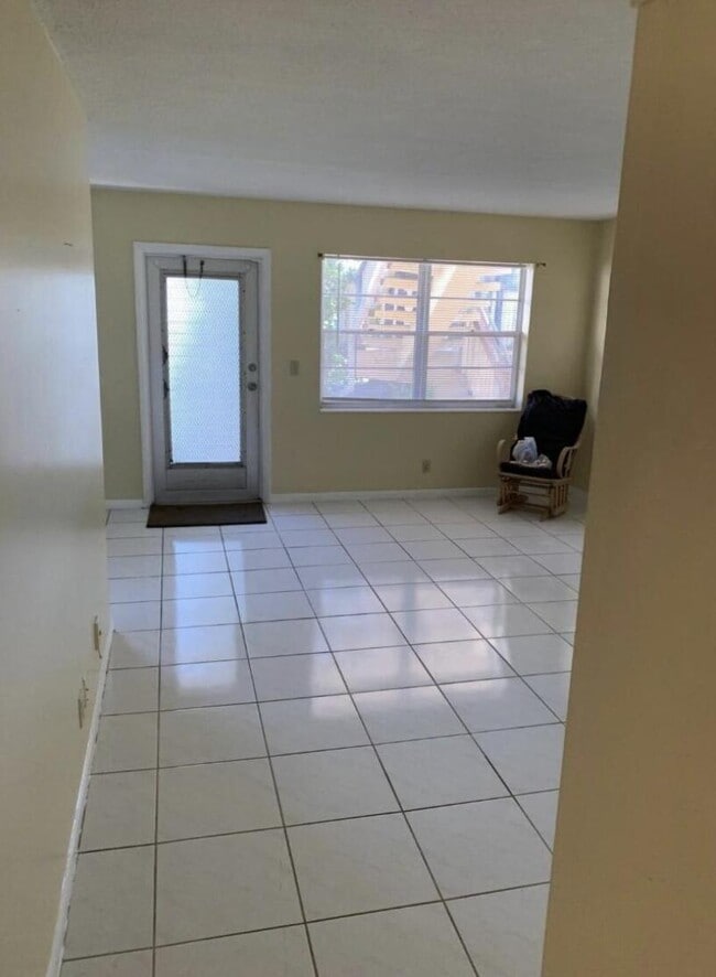 Photo - 74 Sheffield I Unit 74