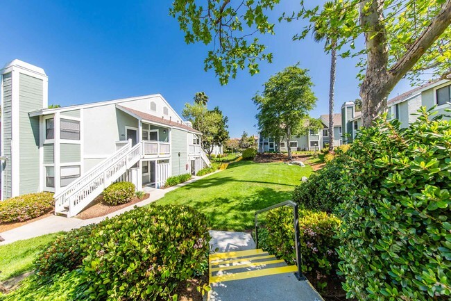 Building Photo - SYCAMORE GREENS APARTMENT HOMES