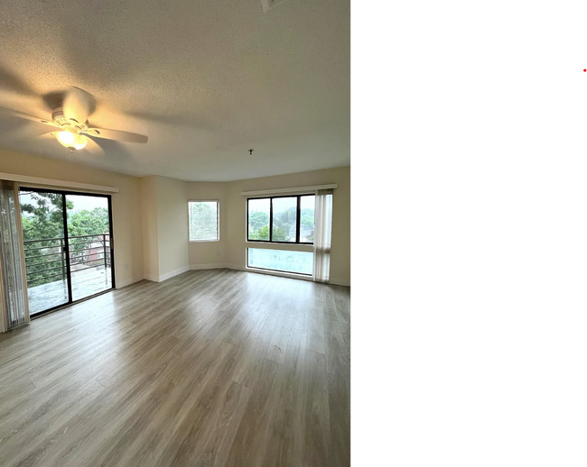 Building Photo - 1204 Whitney Ave Unit 501 Rental