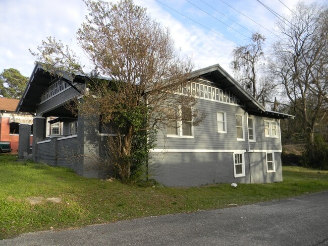 Photo - 1611 15th Ave N