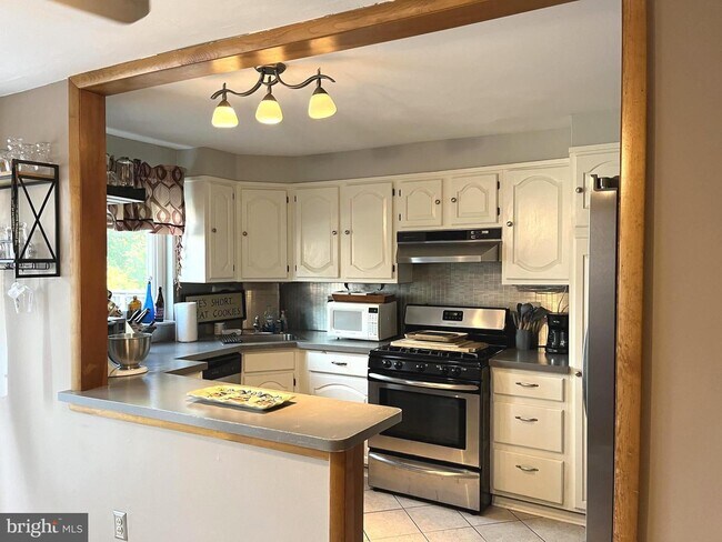 Photo - 5465 Quentin St