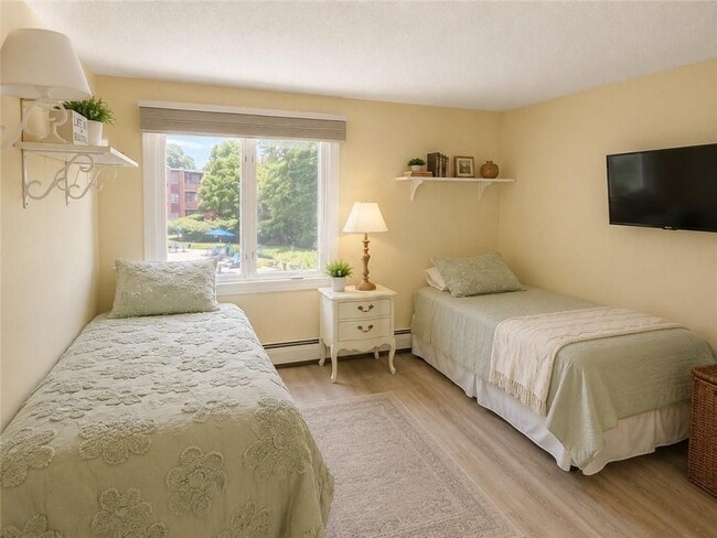 Photo - 421 Bellevue Ave Unit 3C