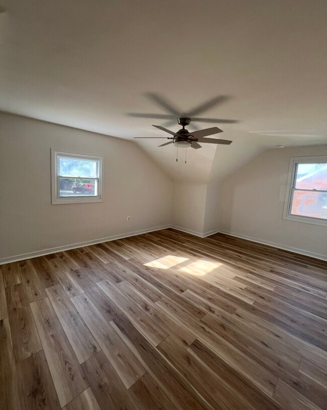 Photo - 5644 Valleyview Dr