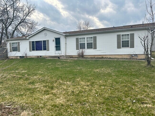 Photo - 1409 E Borley Ave
