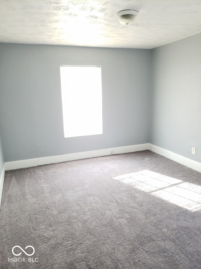 Photo - 4913 E Michigan St