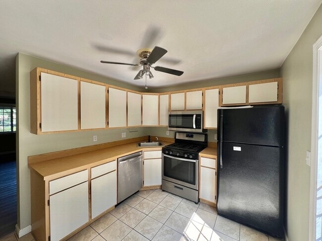 Photo - 64 Kennedy Dr Condo Unit -