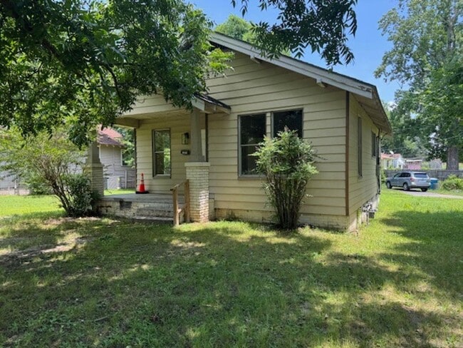 Photo - 3321 Anna St