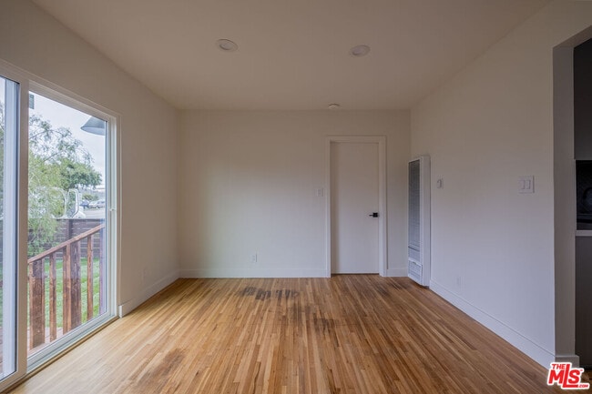 Photo - 17901 Crenshaw Blvd Unit 4