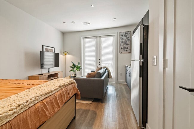 Photo - 701 Richmond Ave. Unit ID1335750P