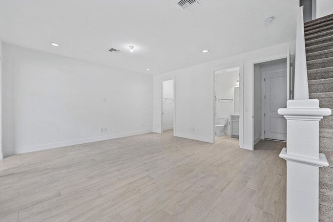 Photo - 5260 Beckman Ter