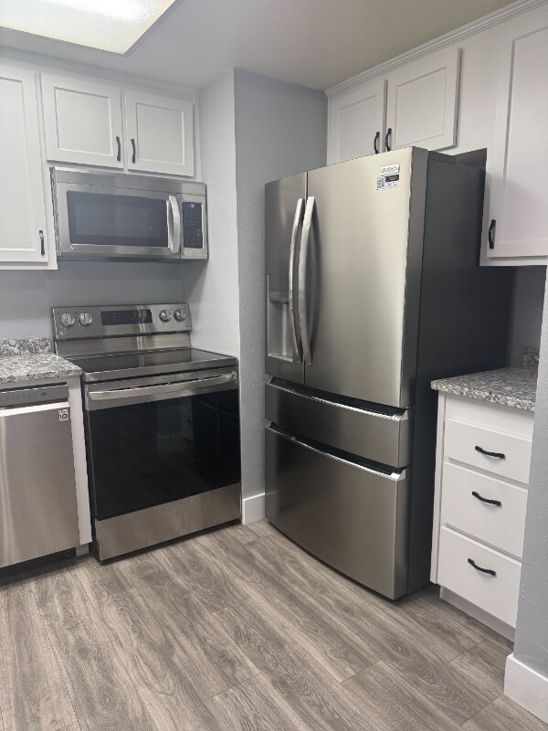 Photo - 325 Standiford Ave